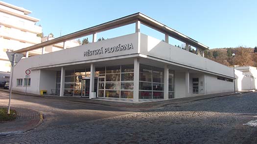 MĚSTSKÁ PLOVÁRNA LUHAČOVICE